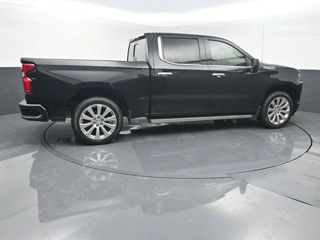 Used 2020 Black Chevrolet High Country image 7