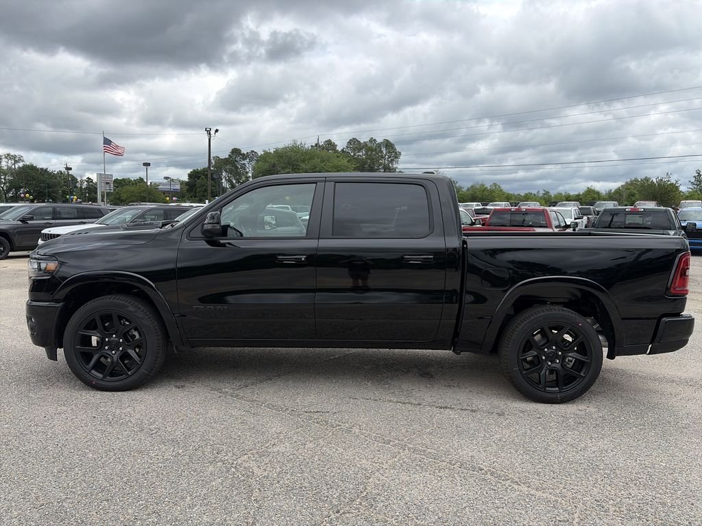 New 2026 Diamond Black Crystal Pearl-Coat Exterior Paint Ram Laramie image 3