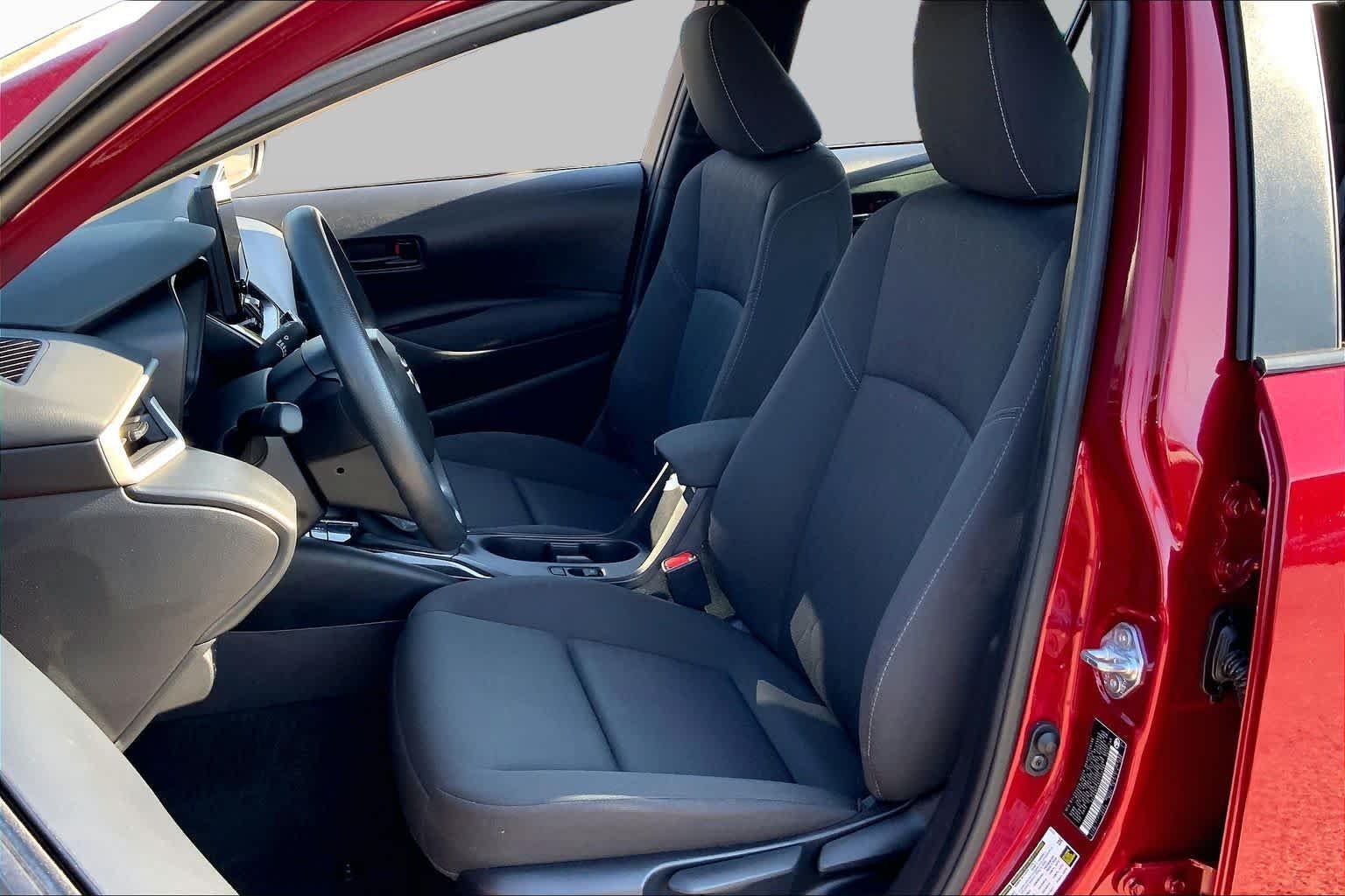 Used 2025 Ruby Flare Pearl Toyota LE image 8