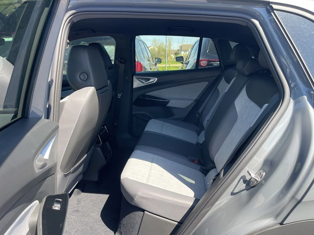 New 2026 Pure Gray Volkswagen Pro image 19