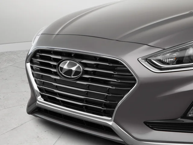 Used 2018 Gray Hyundai Sport image 57