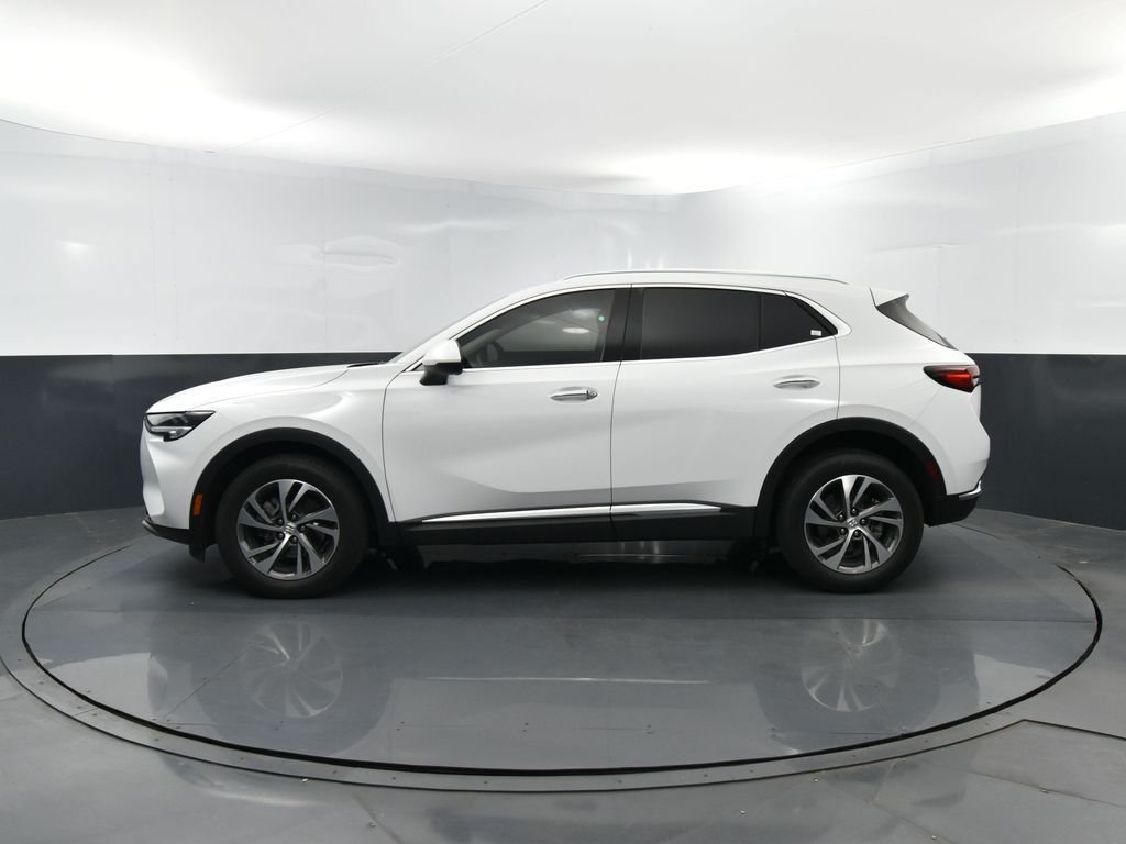 Used 2023 Summit White Buick Essence image 31