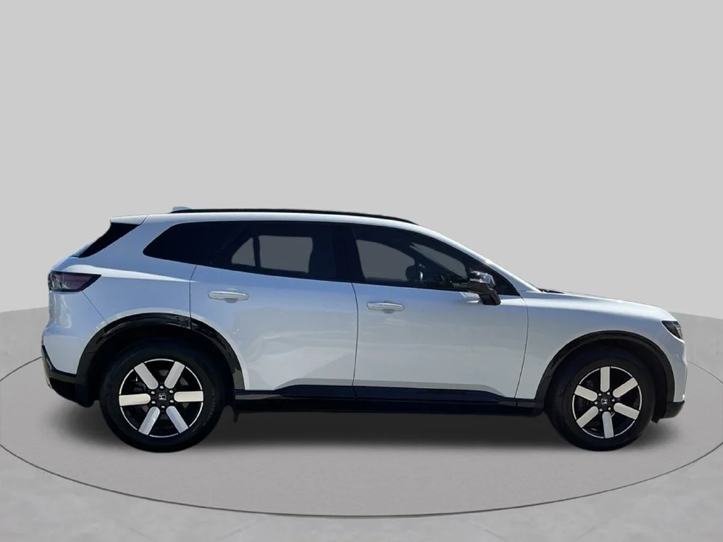 Used 2024  Honda Touring image 9