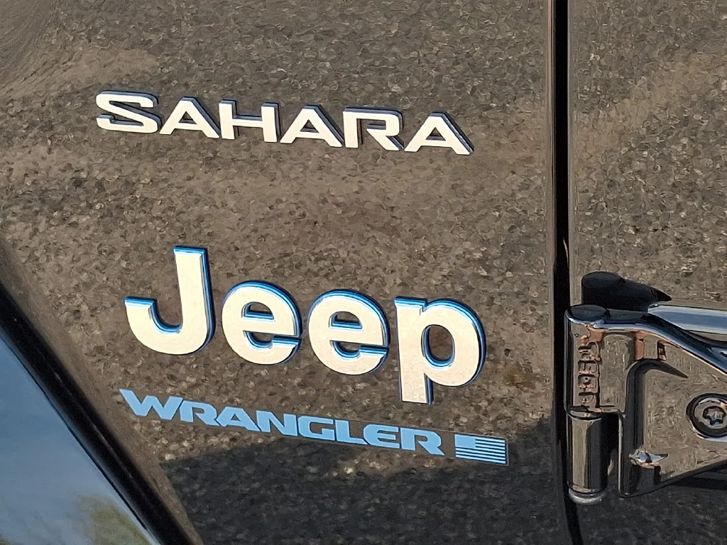 Used 2024 Black Jeep Sahara 4xe image 32