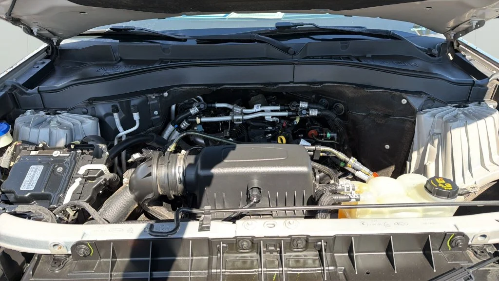 Used 2021 Gray Ford XLT image 9