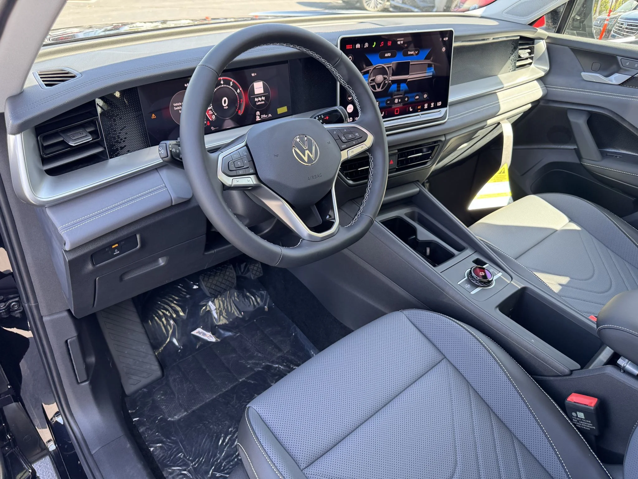 New 2026 Deep Black Pearl Volkswagen SE image 14