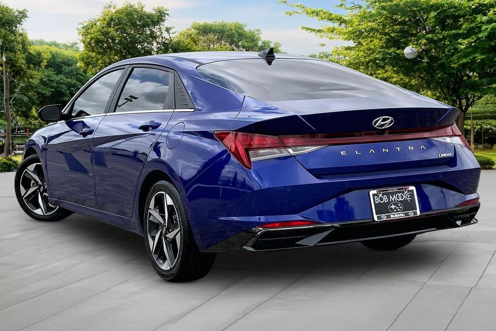 Used 2022 Blue Hyundai Limited image 4