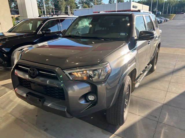 Used 2023 Magnetic Gray Metallic Toyota SR5 Premium image 3