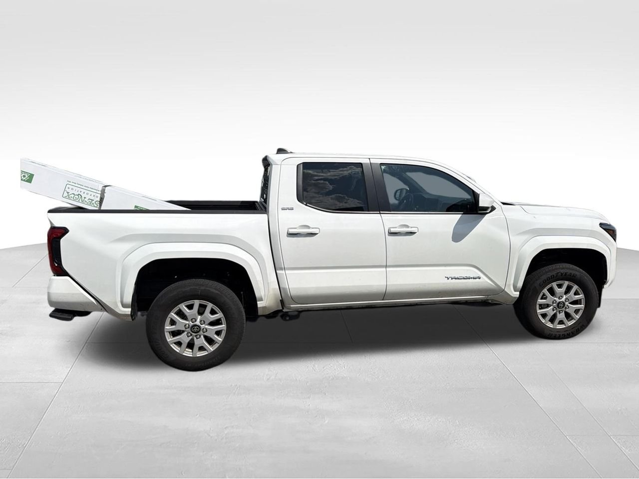 Certified Used 2025 White Toyota SR5 image 4