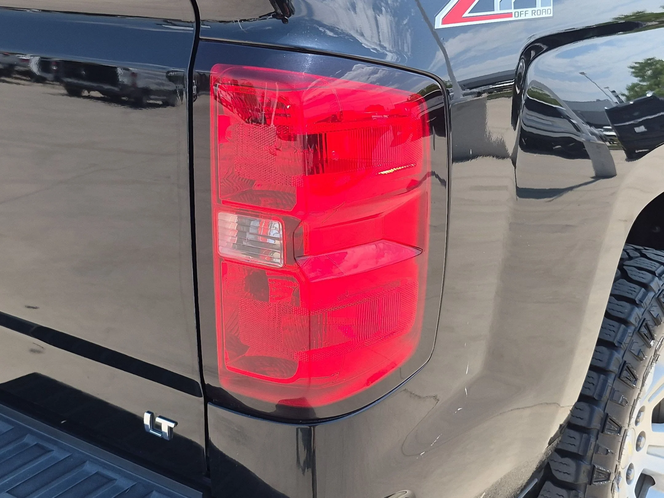 Used 2016 Black Chevrolet LT image 12