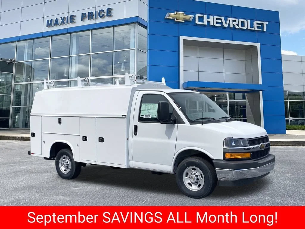 2025 Chevrolet Express Cutaway