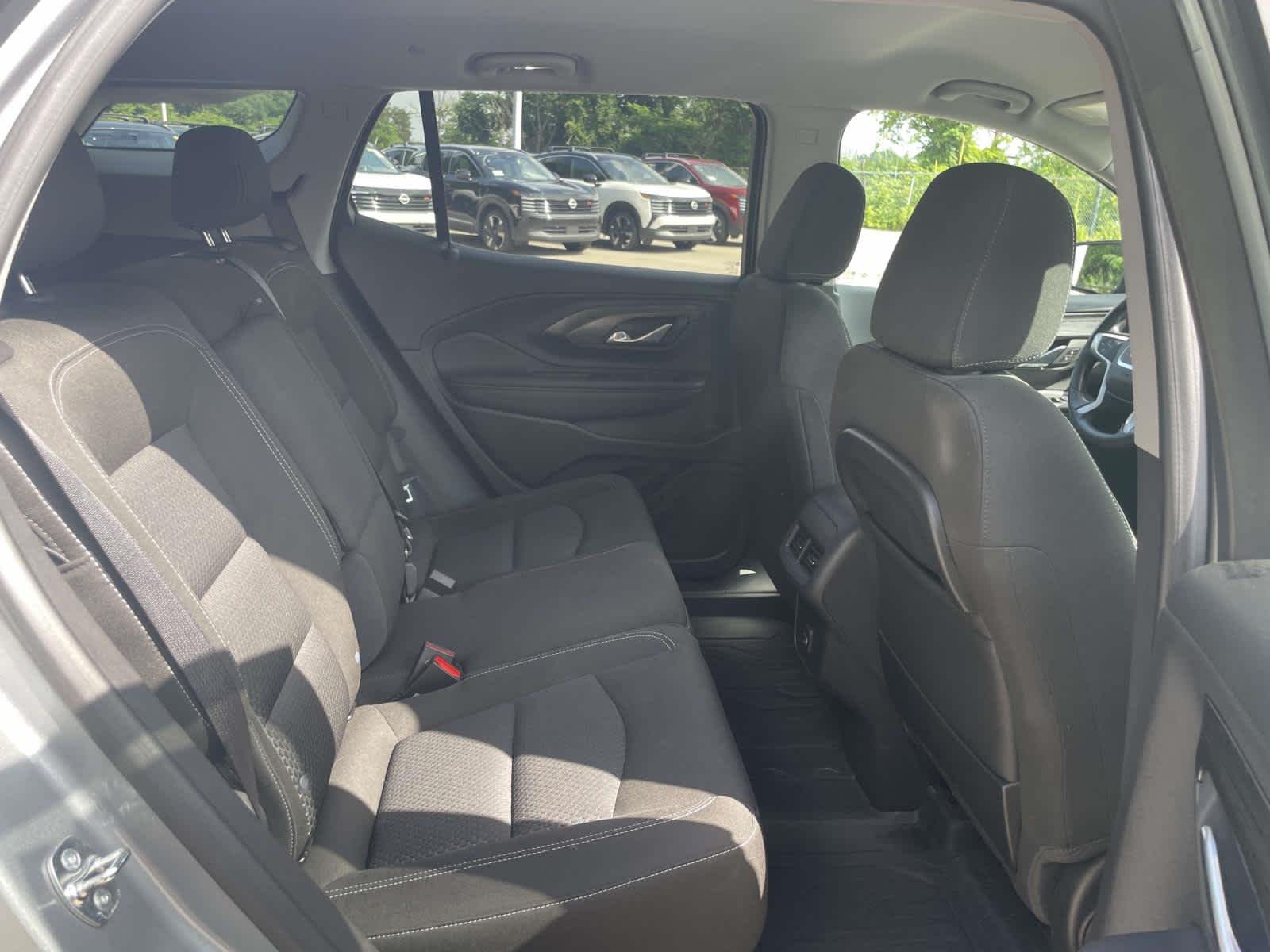 Used 2024 Sterling Metallic GMC SLE image 26