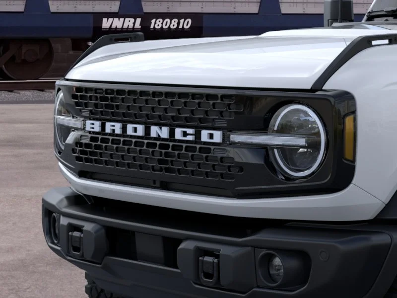 New 2026 Oxford White Ford Badlands® image 19