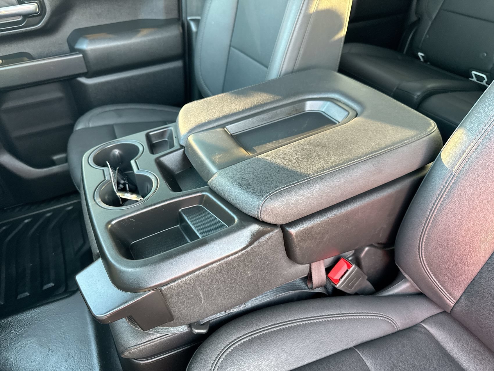 Used 2024 Summit White GMC Pro image 20