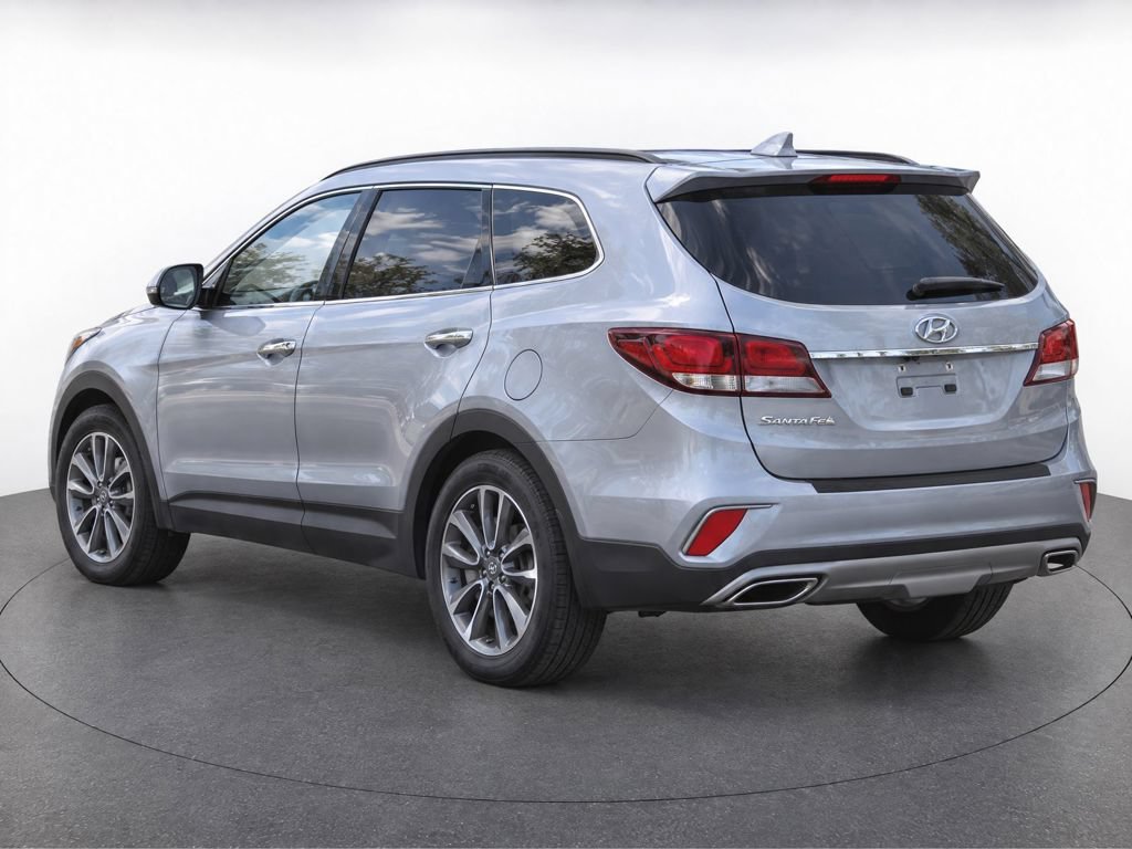 Used 2018 Gray Hyundai SE image 3