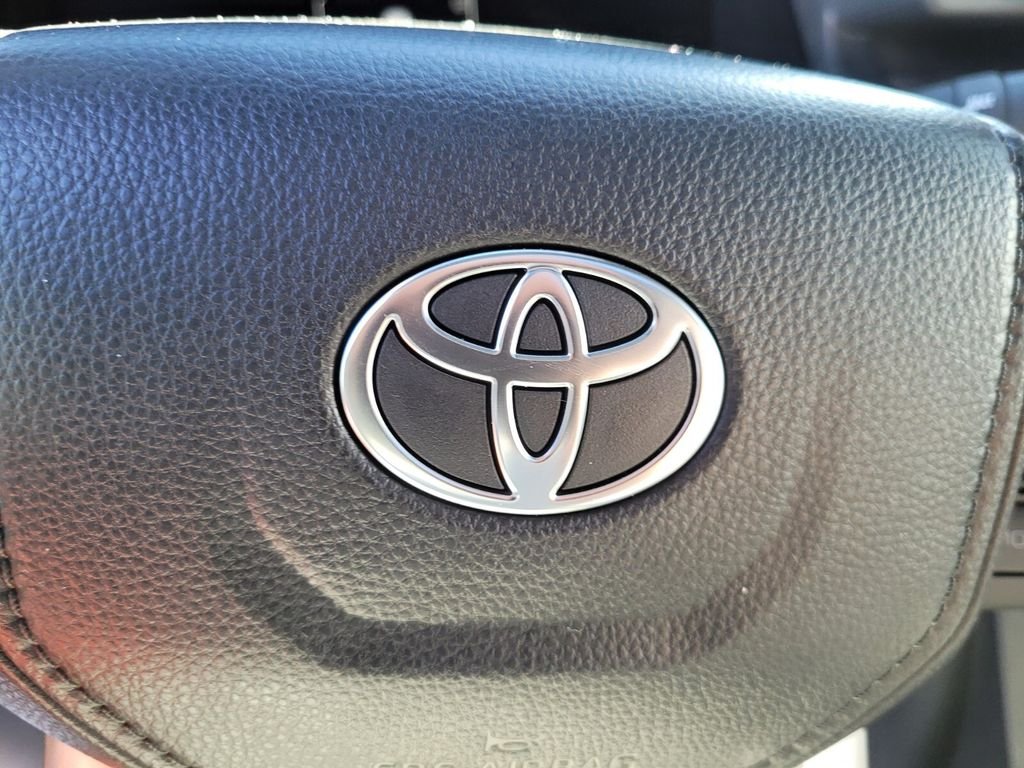 2025 Toyota Tacoma Limited - Photo 24