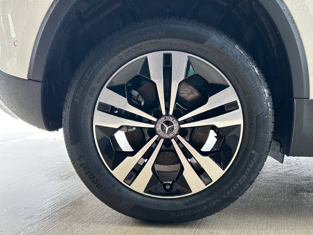 New 2026 Polar White Mercedes-Benz GLA 250 image 34