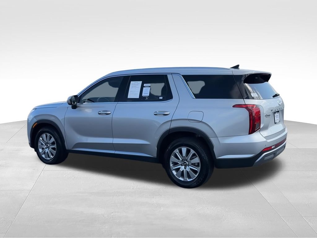Used 2025 Silver Hyundai SEL image 6