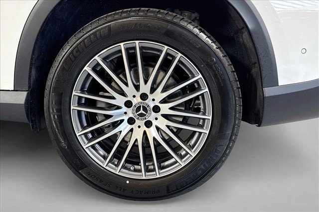 New 2026 Polar White Mercedes-Benz GLC 300 image 59