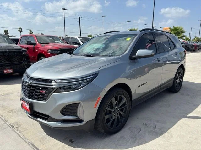 Used 2023 Gray Chevrolet RS image 3