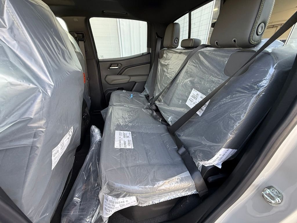 2026 Chevrolet Colorado ZR2 - Photo 10