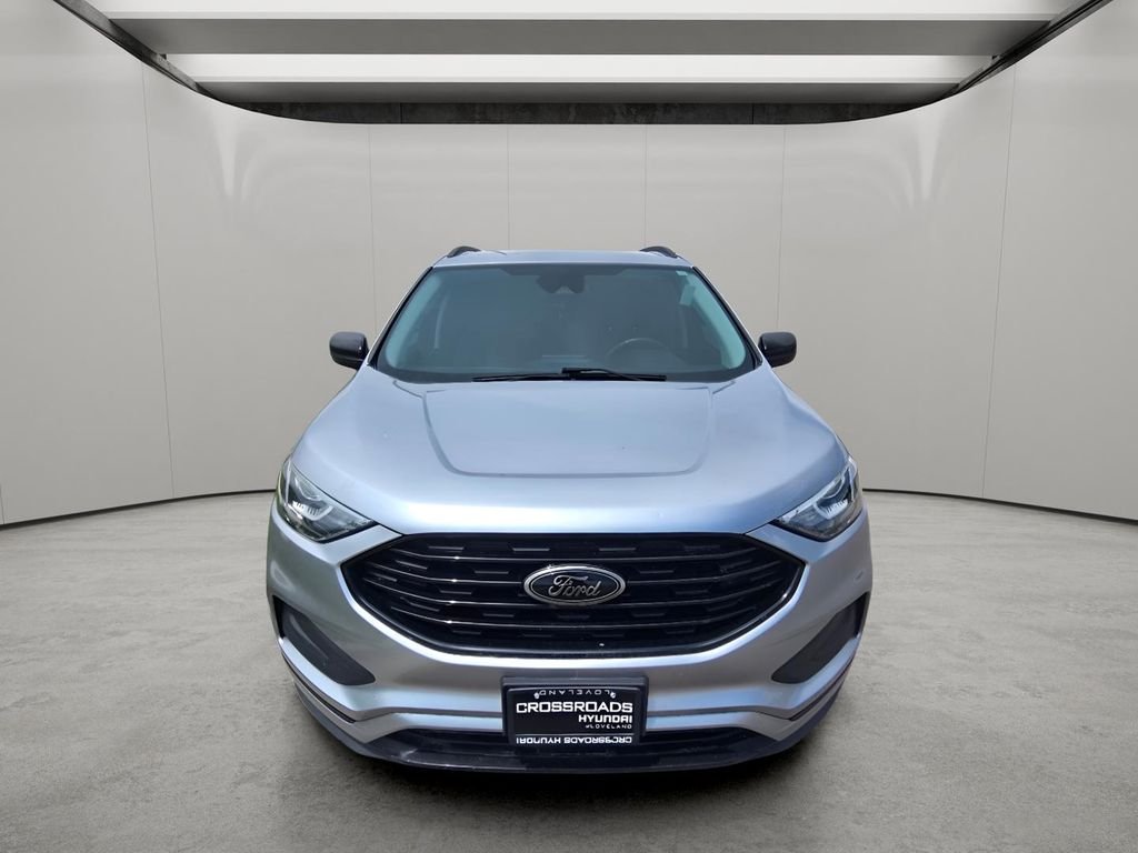 Used 2022 Iconic Silver Metallic Ford SE image 8