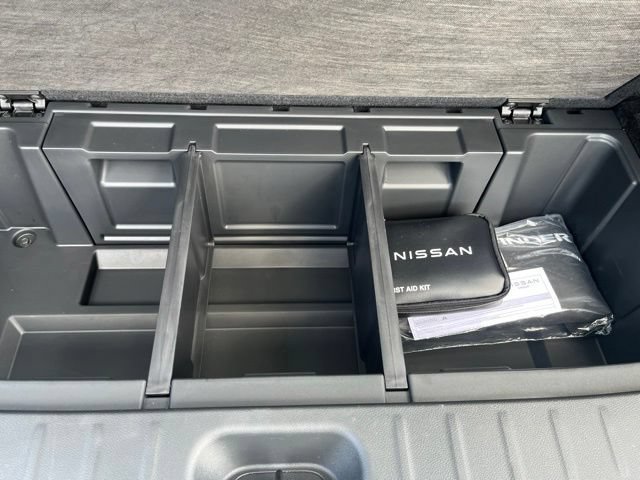 Certified Used 2025 White / Black Nissan Platinum image 22