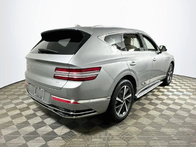 New 2026 Silver Genesis 2.5T Advanced image 4