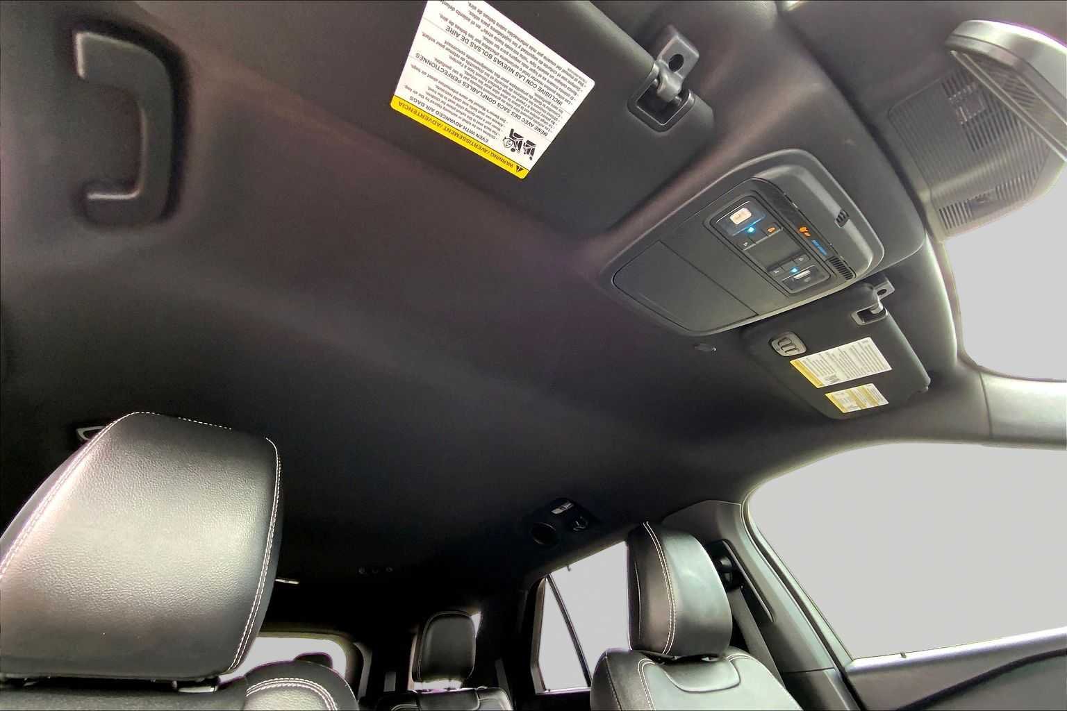 Used 2020 Star White Metallic Tri-Coat Ford ST image 13