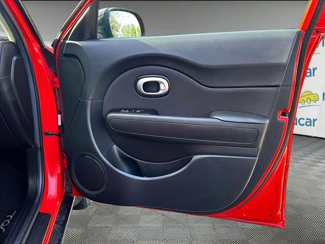 Used 2017 Red Kia Plus image 19