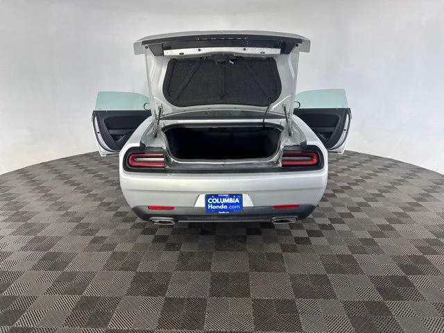 Used 2022 Silver Dodge SXT image 18