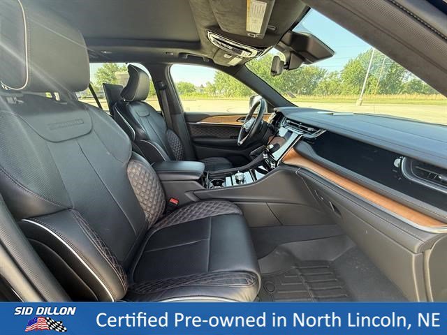 Used 2023 Diamond Black Crystal Pearl Coat Jeep Summit Reserve image 24
