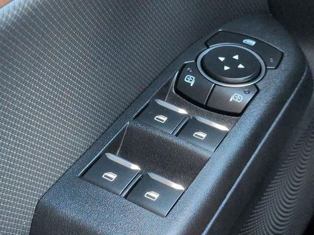 Used 2025 Blue Ford Outer Banks image 23