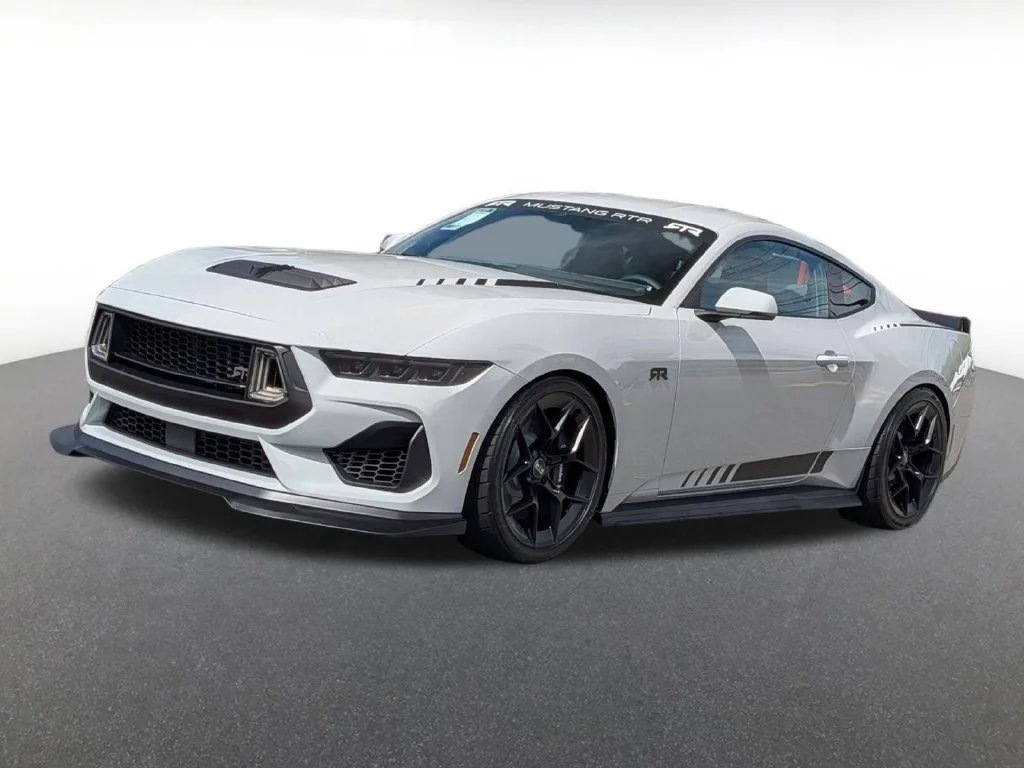 New 2026 Avalanche Gray Ford GT Premium Fastback image 7