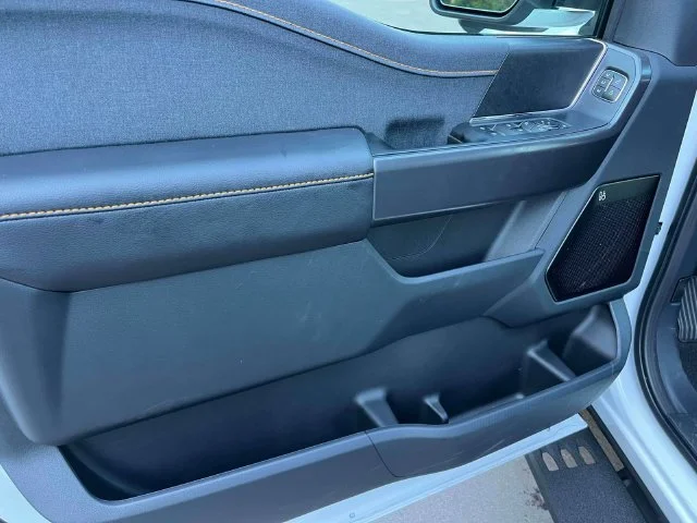 New 2026 Oxford White Ford Tremor® image 18