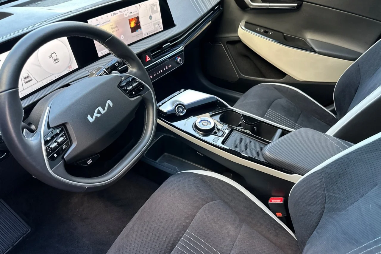 Used 2024 RED Kia GT-Line image 8