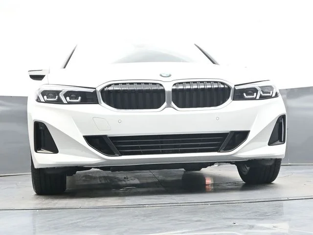 Used 2023 White BMW 330i xDrive image 43