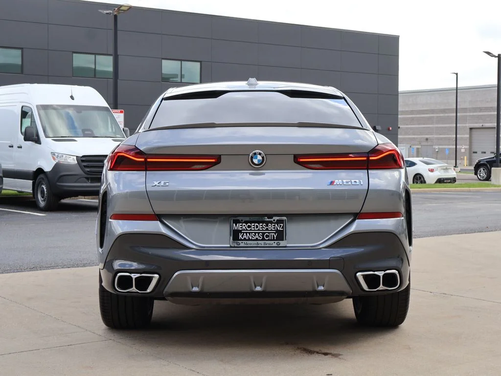 Used 2026 Gray BMW M60i image 6