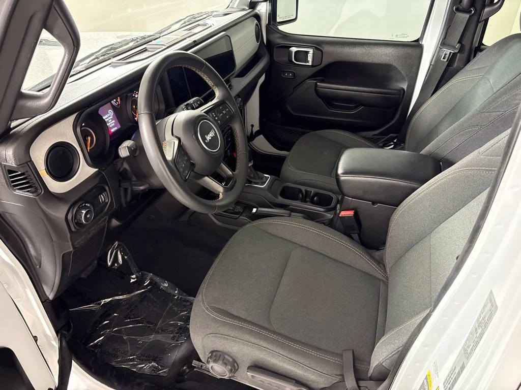 Used 2024 White Jeep Sport S image 27