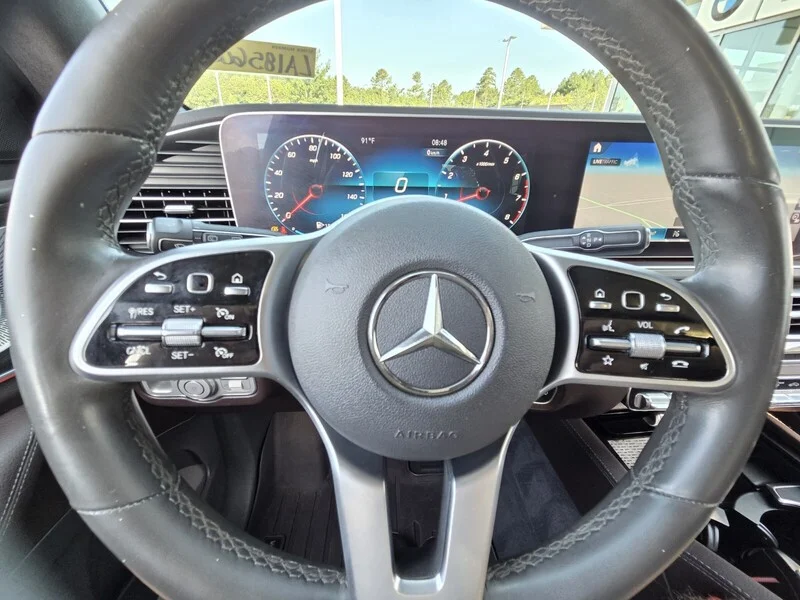 Used 2020 Polar White MERCEDES-BENZ GLE 350 4MATIC® SUV image 38