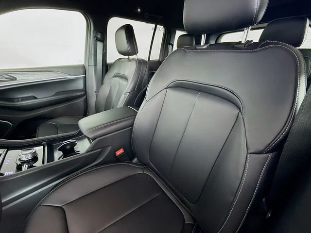 New 2026 White Jeep Limited image 21
