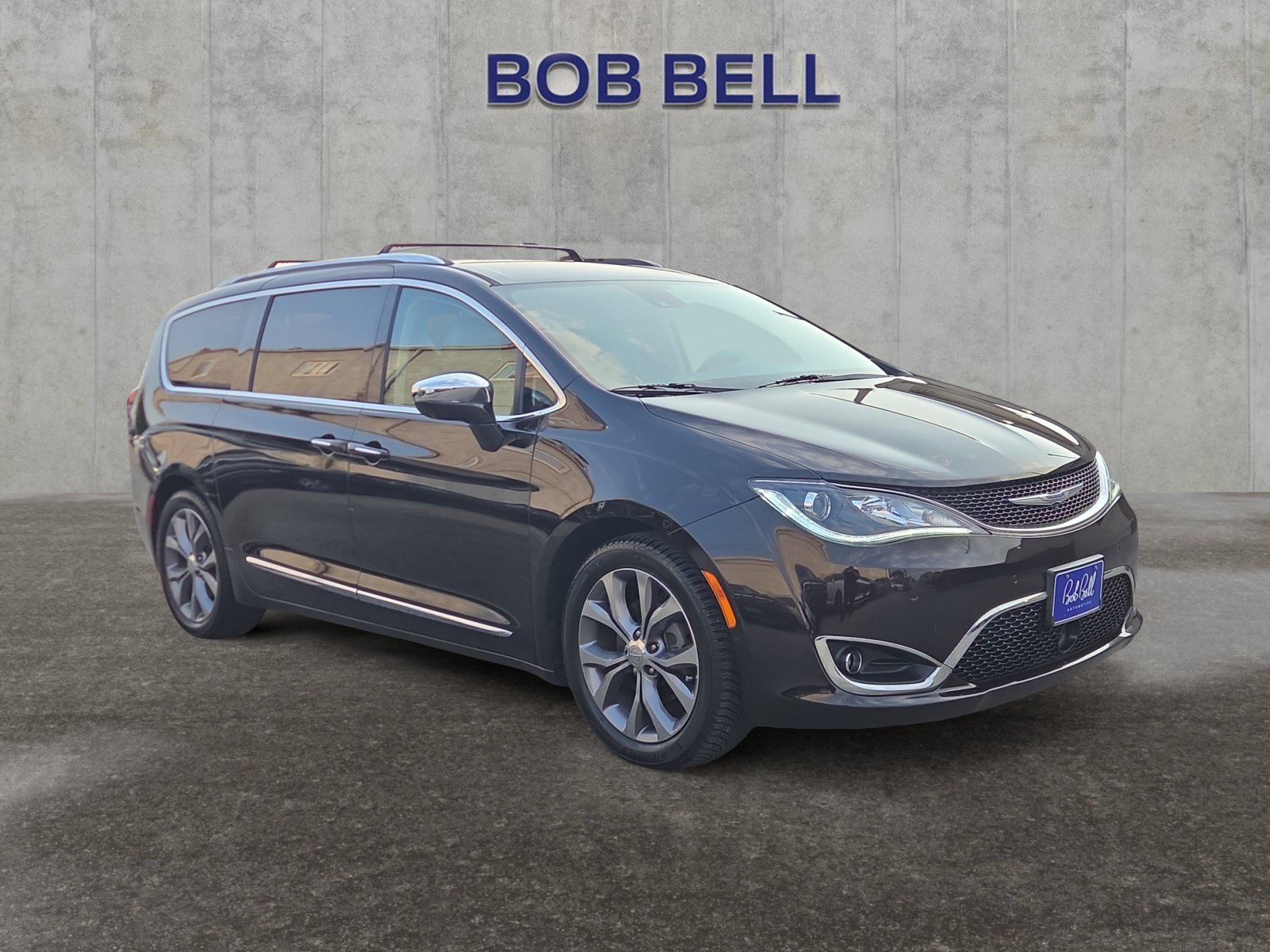 2019 Chrysler Pacifica Limited - Photo 7