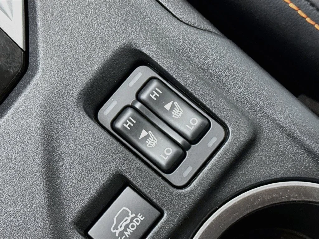 Used 2018 Orange Subaru 2.0i Limited image 24