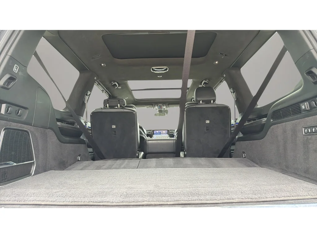 Used 2022 Bright White Clearcoat Jeep Series II image 30