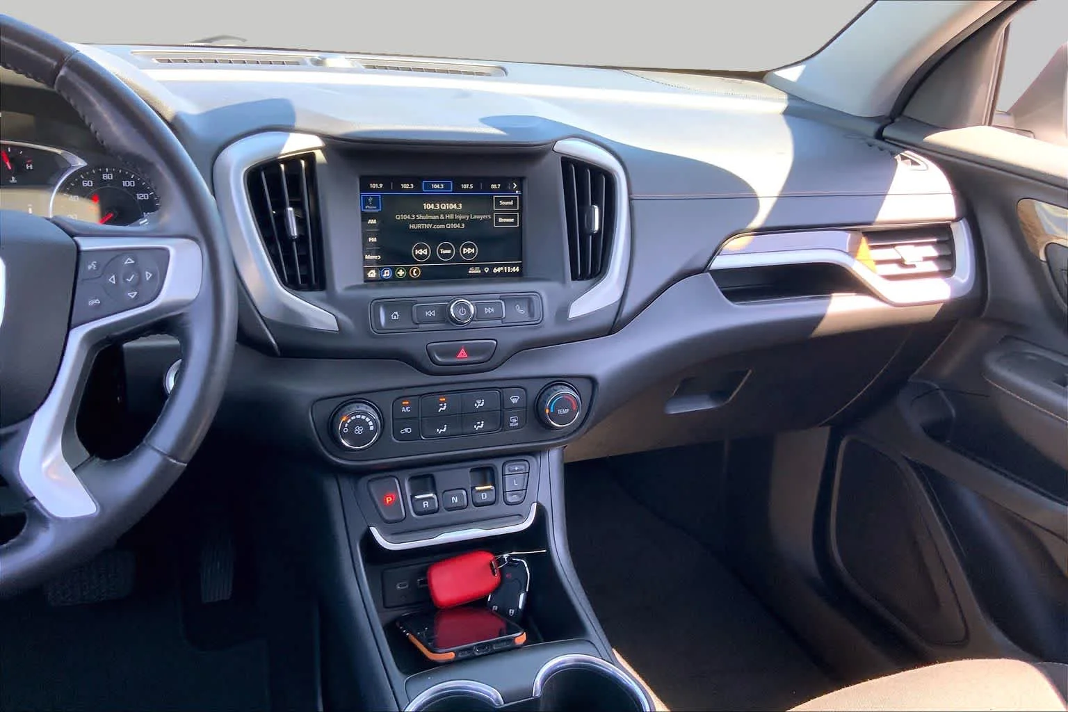 Used 2019 Summit White GMC SLE image 7