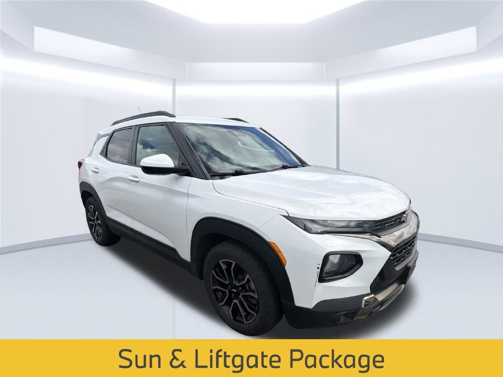 Used 2022 SUMMIT WHITE Chevrolet ACTIV image 4