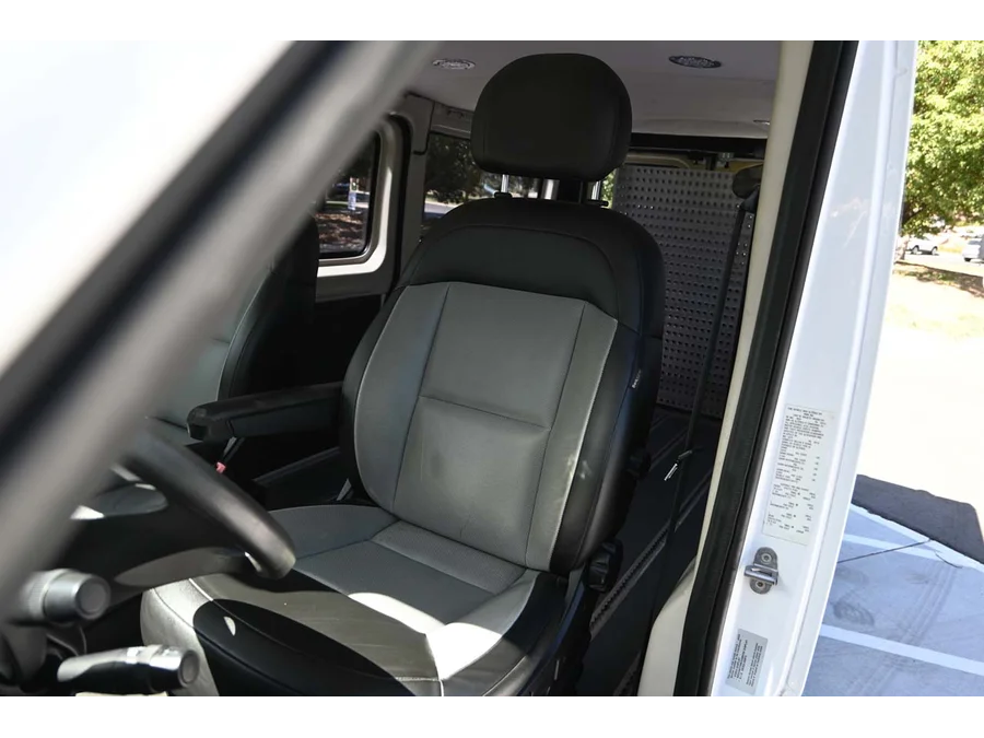 Used 2014 WHITE Ram 136 WB Low Roof Mobility Handicap Van image 13