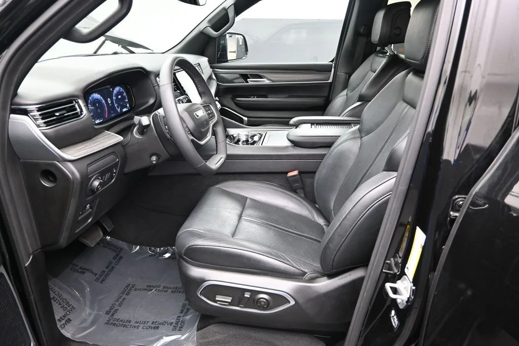 Used 2024 Diamond Black Jeep Series III image 15