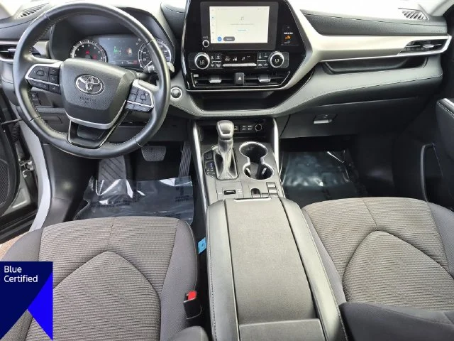 Used 2024 Silver Toyota LE image 33