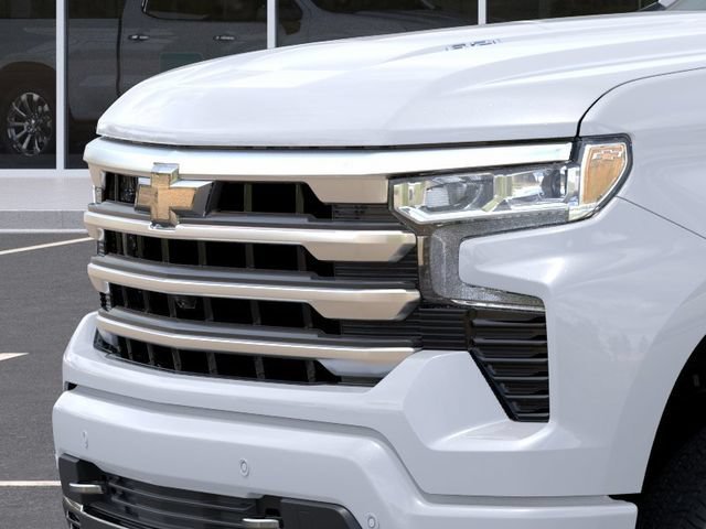New 2026 Polar White Tricoat Chevrolet High Country image 13
